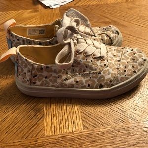 Little girls TOMS shoes